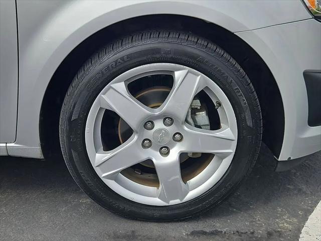 2015 Chevrolet Sonic LTZ Auto