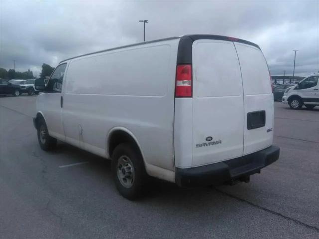 2022 GMC Savana Cargo RWD 2500 Regular Wheelbase Work Van