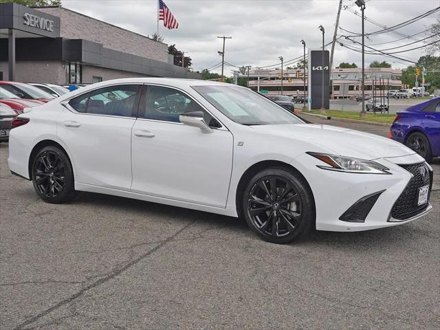 2022 Lexus ES 350 F SPORT