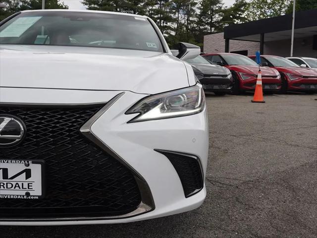 2022 Lexus ES 350 F SPORT