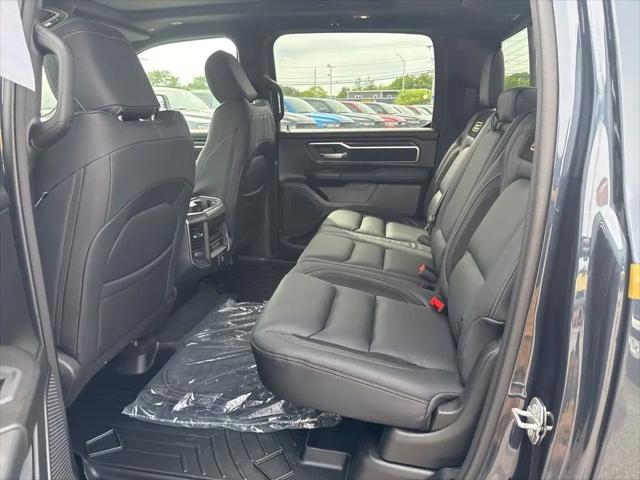 2026 Ram 1500 Big Horn Crew Cab 4x4 5'7" Box