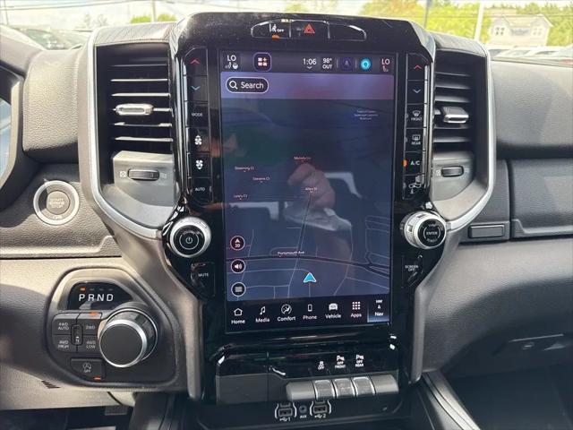 2026 Ram 1500 Big Horn Crew Cab 4x4 5'7" Box
