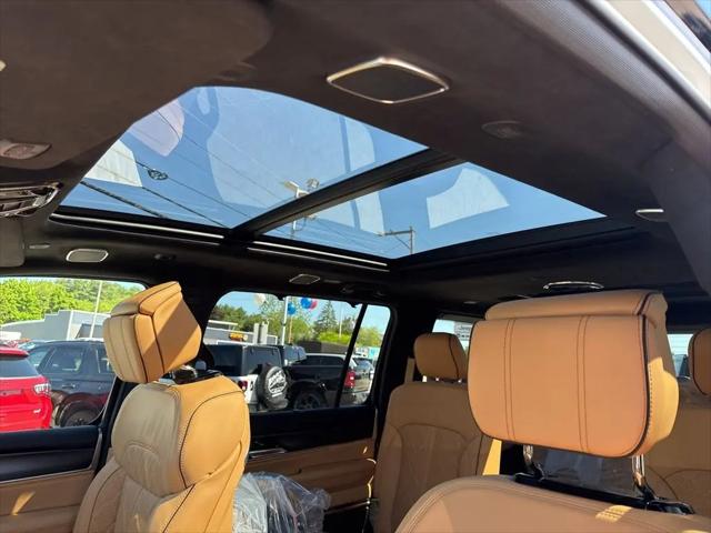 2026 Jeep Grand Wagoneer Summit Reserve 4x4