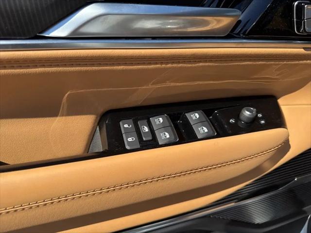 2026 Jeep Grand Wagoneer Summit Reserve 4x4