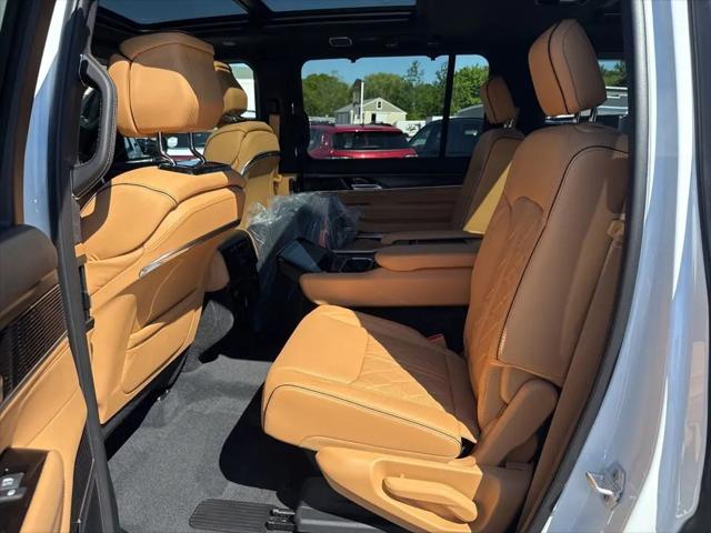 2026 Jeep Grand Wagoneer Summit Reserve 4x4
