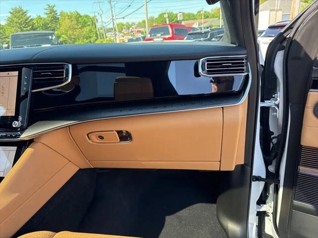 2026 Jeep Grand Wagoneer Summit Reserve 4x4