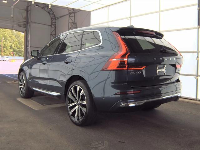 2023 Volvo XC60 B5 Ultimate Bright Theme