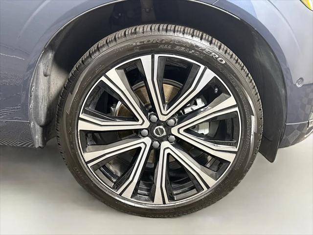 2023 Volvo XC60 B5 Ultimate Bright Theme