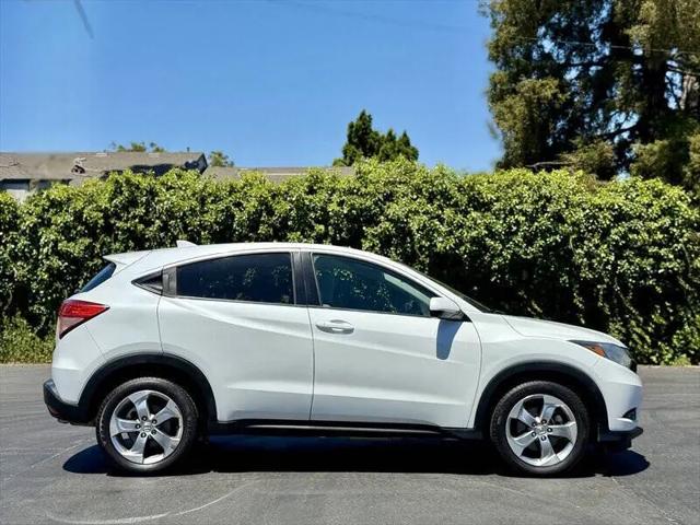 2017 Honda HR-V LX