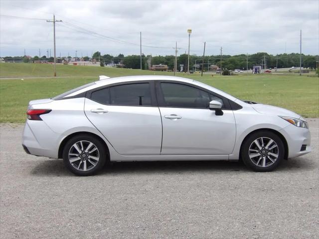 2020 Nissan Versa SV Xtronic CVT