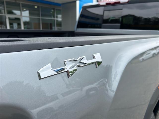 2026 GMC Sierra 2500HD Crew Cab, Standard Bed, SLT, 4WD