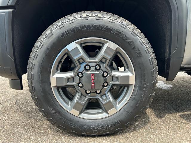 2026 GMC Sierra 2500HD Crew Cab, Standard Bed, SLT, 4WD