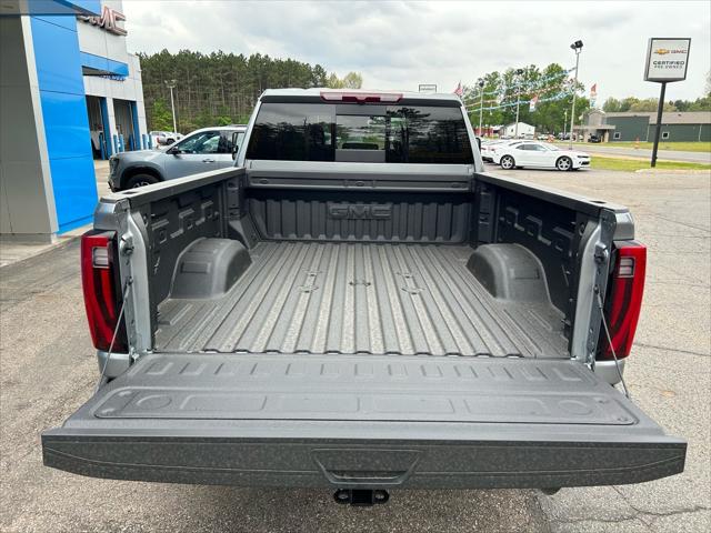 2026 GMC Sierra 2500HD Crew Cab, Standard Bed, SLT, 4WD