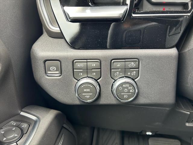 2026 GMC Sierra 2500HD Crew Cab, Standard Bed, SLT, 4WD