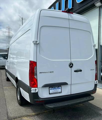 2021 Mercedes-Benz Sprinter 2500 High Roof I4