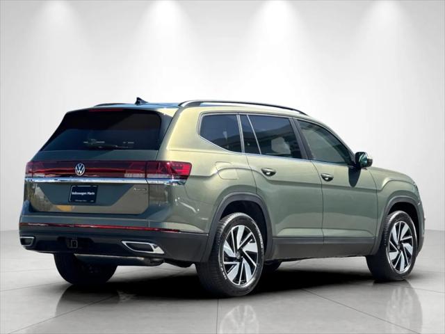 2026 Volkswagen Atlas SE with Technology