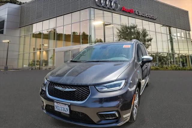 2022 Chrysler Pacifica Hybrid Pinnacle for sale in Calabasas, CA