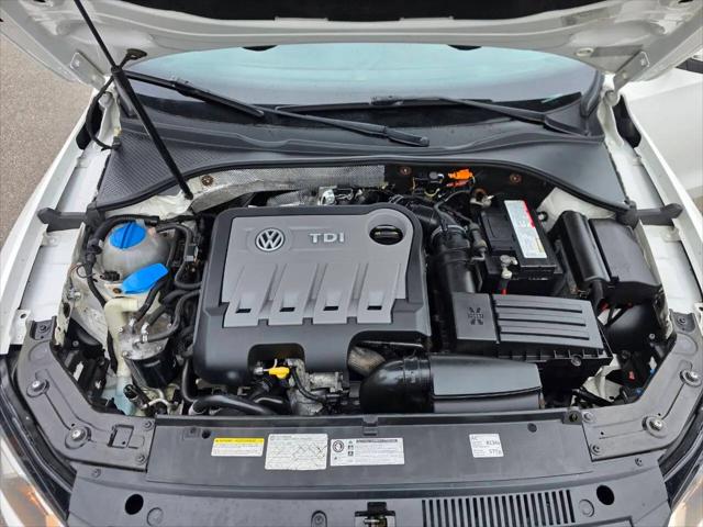 2014 Volkswagen Passat 2.0L TDI SE