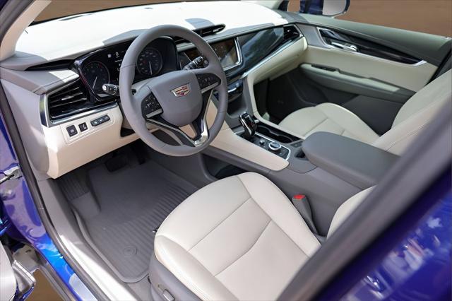 2025 Cadillac XT6 FWD Premium Luxury