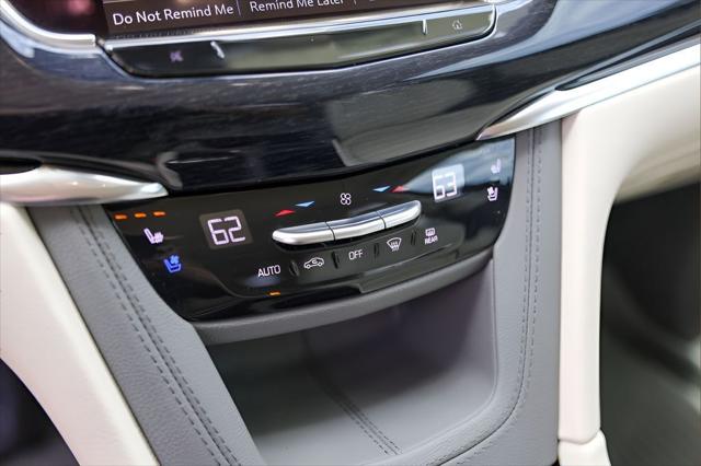 2025 Cadillac XT6 FWD Premium Luxury