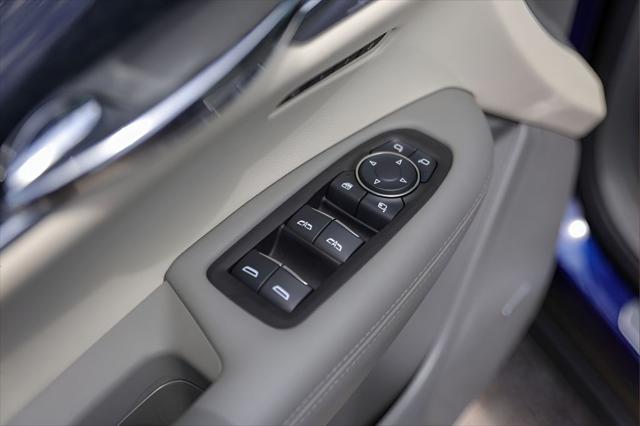 2025 Cadillac XT6 FWD Premium Luxury