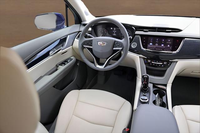 2025 Cadillac XT6 FWD Premium Luxury