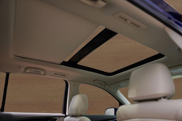 2025 Cadillac XT6 FWD Premium Luxury