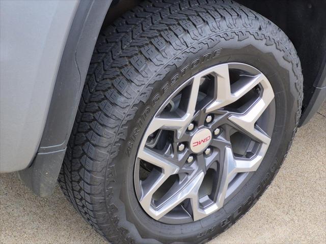 2024 GMC Sierra 1500 4WD Crew Cab Short Box SLT