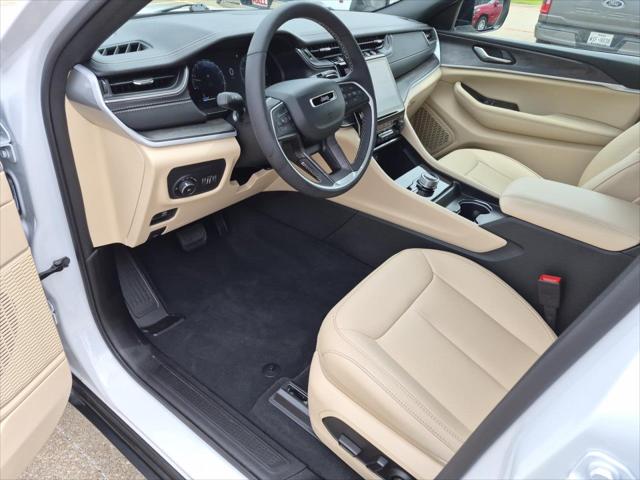 2025 Jeep Grand Cherokee L Limited 4x4