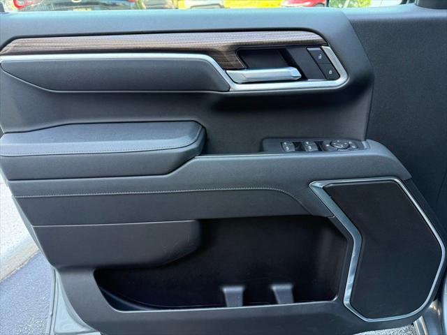 2026 Chevrolet Silverado 1500 4WD Crew Cab Standard Bed LT