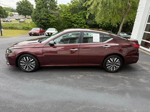 2024 Nissan Altima SV FWD