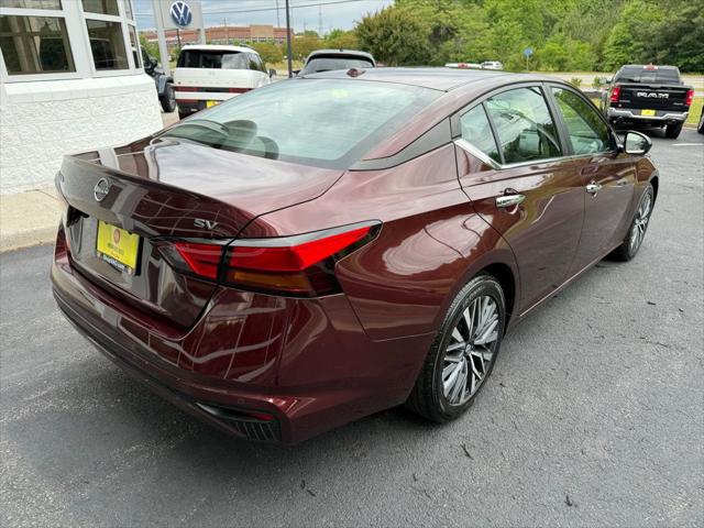2024 Nissan Altima SV FWD