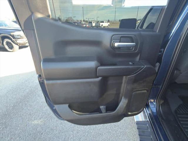 2022 Chevrolet Silverado 1500 4WD Crew Cab Short Bed Custom Trail Boss