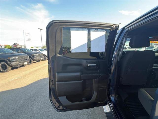2022 Chevrolet Silverado 1500 4WD Crew Cab Short Bed Custom Trail Boss