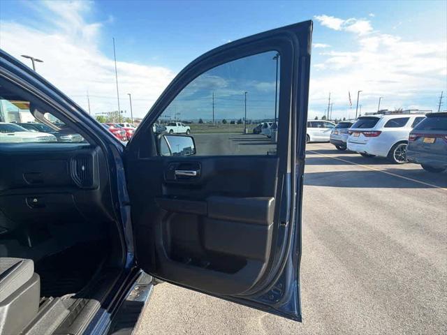 2022 Chevrolet Silverado 1500 4WD Crew Cab Short Bed Custom Trail Boss