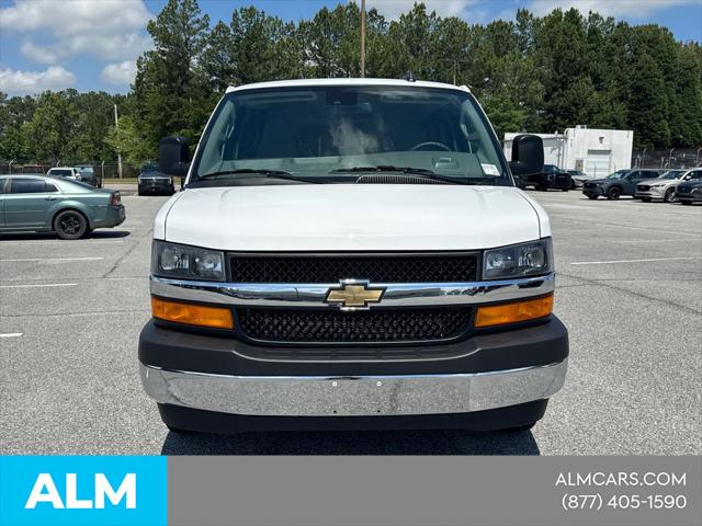 2025 Chevrolet Express Passenger RWD 3500 Extended Wheelbase LT