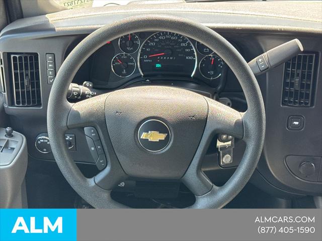 2025 Chevrolet Express Passenger RWD 3500 Extended Wheelbase LT