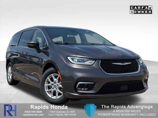 2023 Chrysler Pacifica Touring L for sale in Coon Rapids, MN