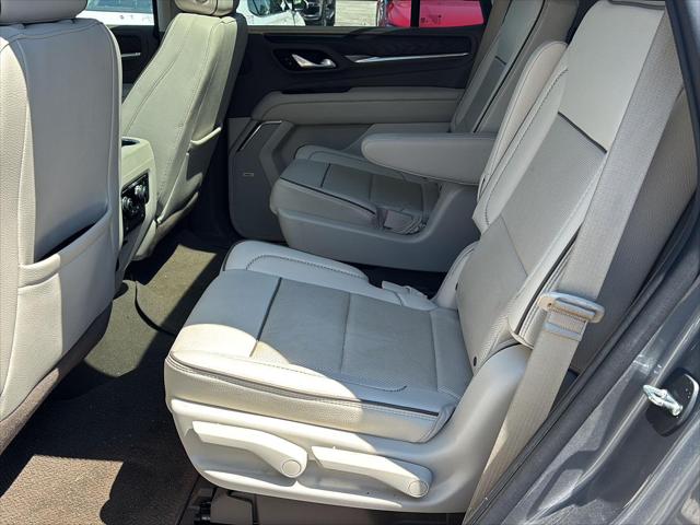 2022 GMC Yukon 4WD Denali