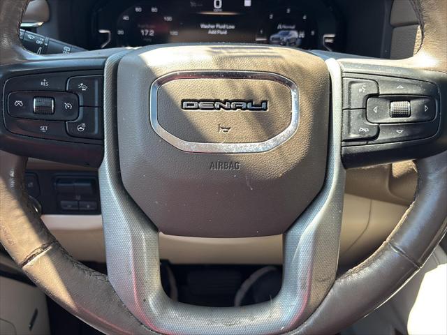 2022 GMC Yukon 4WD Denali
