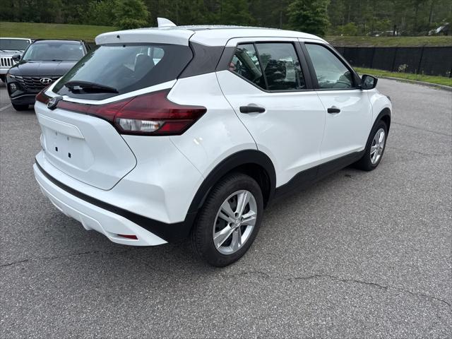 2024 Nissan Kicks S Xtronic CVT