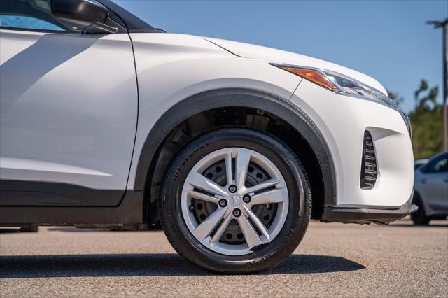 2024 Nissan Kicks S Xtronic CVT
