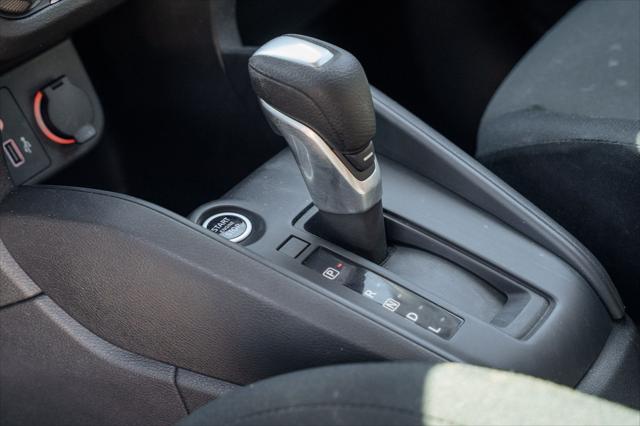 2024 Nissan Kicks S Xtronic CVT