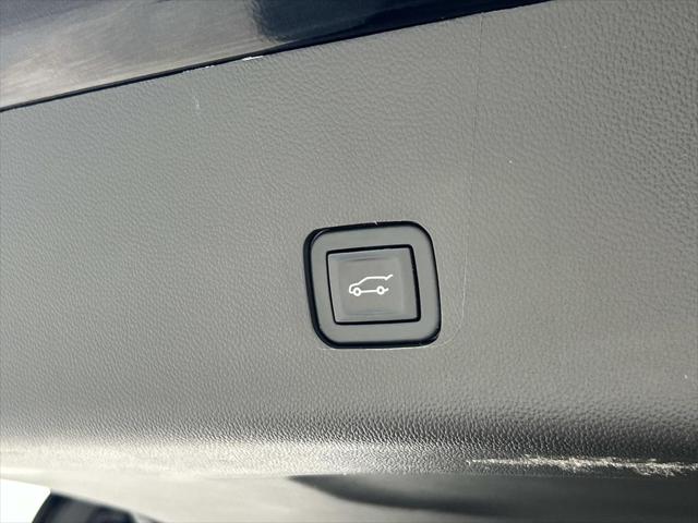 2022 Chevrolet Traverse AWD RS