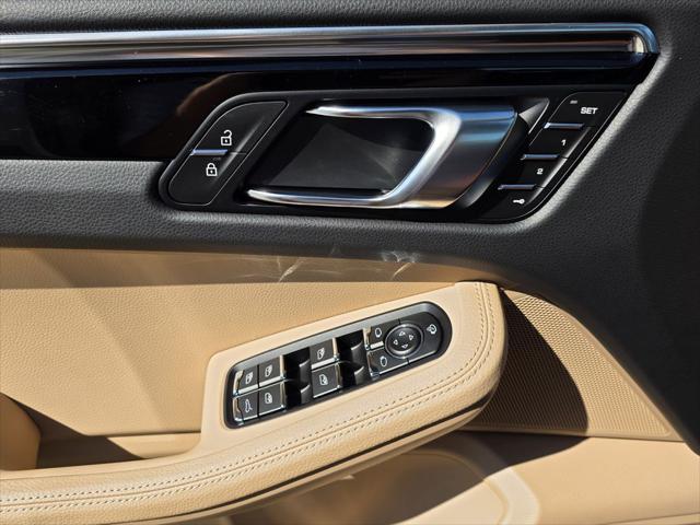 2026 Porsche Macan Unknown
