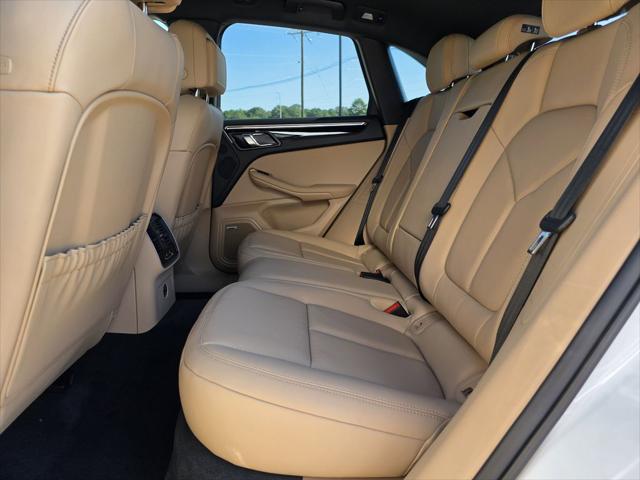 2026 Porsche Macan Unknown
