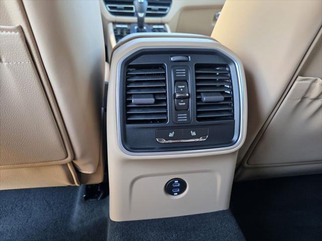 2026 Porsche Macan Unknown
