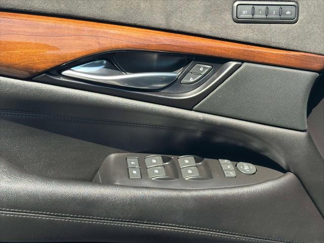 2020 Cadillac Escalade ESV 4WD Premium Luxury