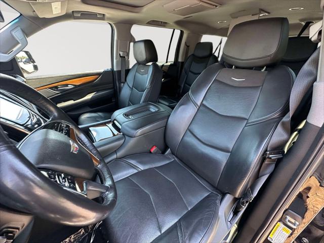 2020 Cadillac Escalade ESV 4WD Premium Luxury