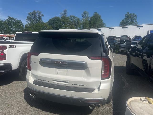 2024 GMC Yukon 4WD Denali